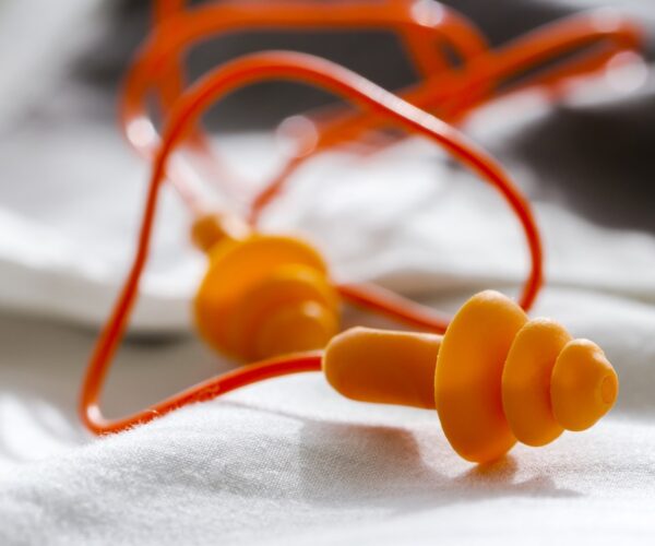 Tapones auditivos en Valencia - semiaurales